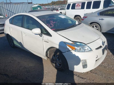 TOYOTA PRIUS 2011