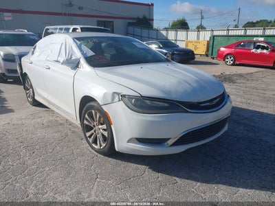 CHRYSLER 200 2015