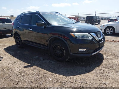 NISSAN ROGUE 2017