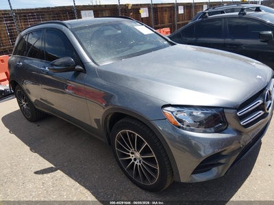 MERCEDES-BENZ GLC 300 2016