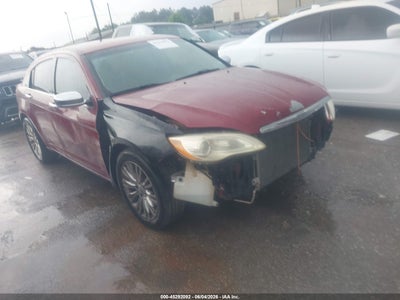 CHRYSLER 200 2012