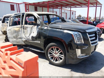 CADILLAC ESCALADE ESV 2019