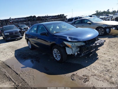 TOYOTA CAMRY 2015