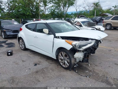HYUNDAI VELOSTER 2016