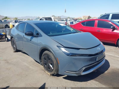 TOYOTA PRIUS PLUG-IN HYBRID 2026
