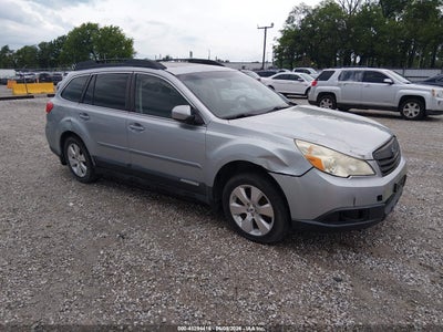 SUBARU OUTBACK 2012