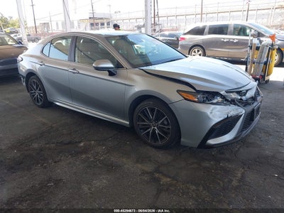 TOYOTA CAMRY 2021