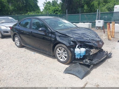 TOYOTA CAMRY 2025