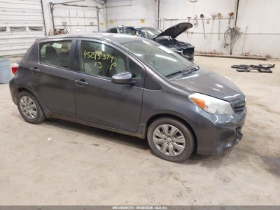 TOYOTA YARIS 2013