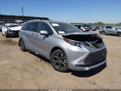 TOYOTA SIENNA 2025