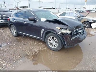 INFINITI FX35 2011