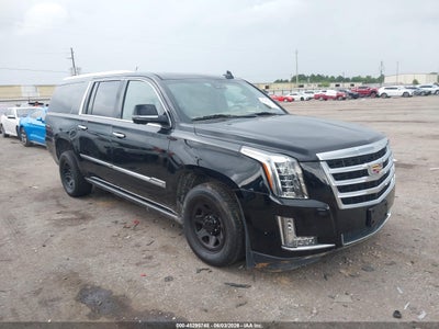 CADILLAC ESCALADE ESV 2018