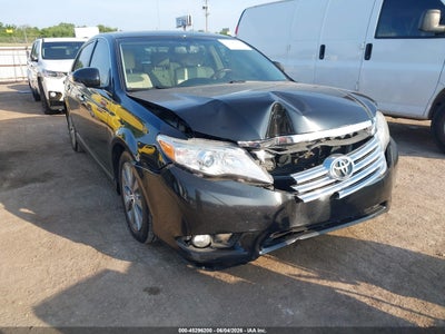 TOYOTA AVALON 2011