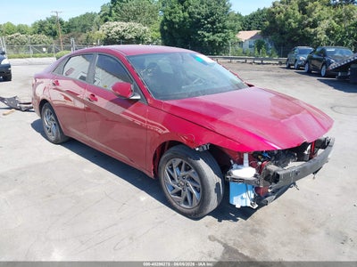 HYUNDAI ELANTRA 2024