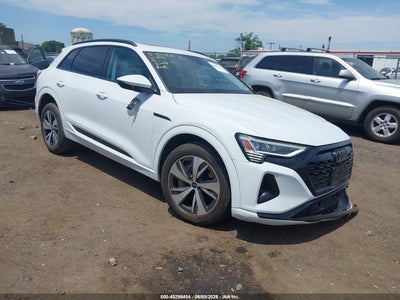 AUDI Q8 E-TRON 2024