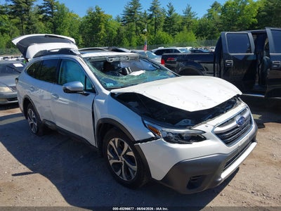 SUBARU OUTBACK 2022