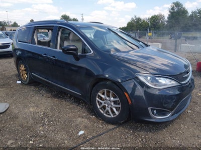 CHRYSLER PACIFICA 2020