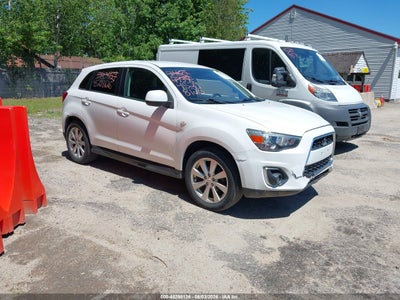 MITSUBISHI OUTLANDER SPORT 2013