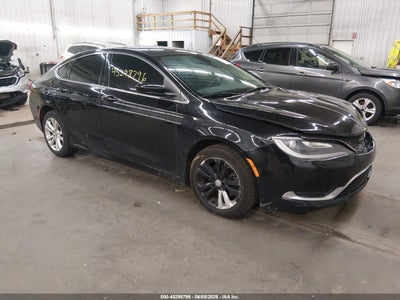 CHRYSLER 200 2015