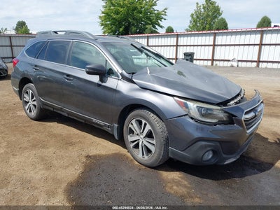 SUBARU OUTBACK 2018