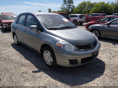 NISSAN VERSA 2011