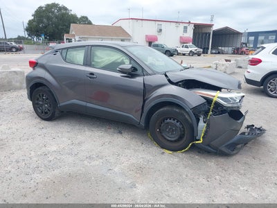 TOYOTA C-HR 2021