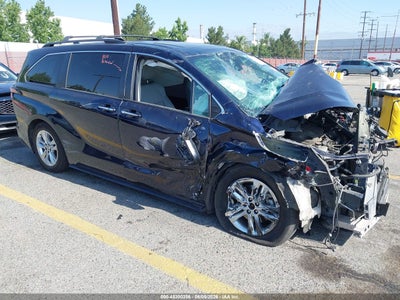 TOYOTA SIENNA 2022