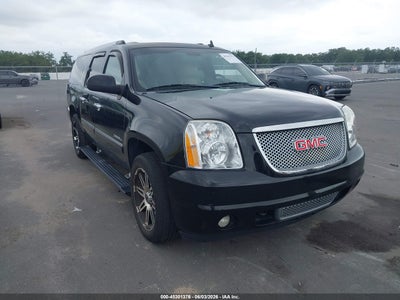 GMC YUKON XL 1500 2011