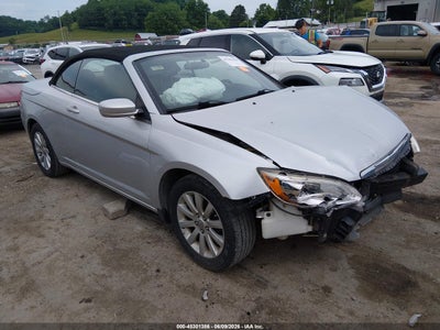 CHRYSLER 200 2012