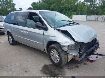 CHRYSLER TOWN & COUNTRY 2002