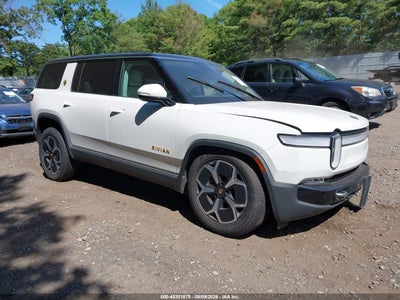 RIVIAN R1S 2024
