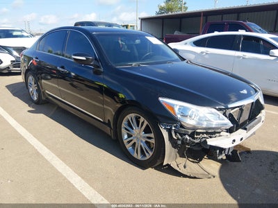 HYUNDAI GENESIS 2012