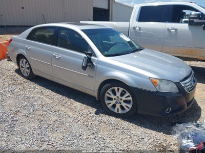 TOYOTA AVALON 2010