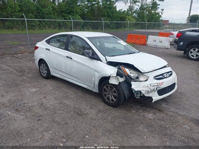HYUNDAI ACCENT 2013