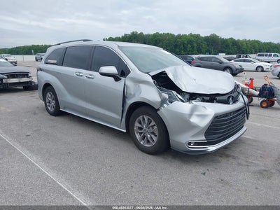 TOYOTA SIENNA 2022