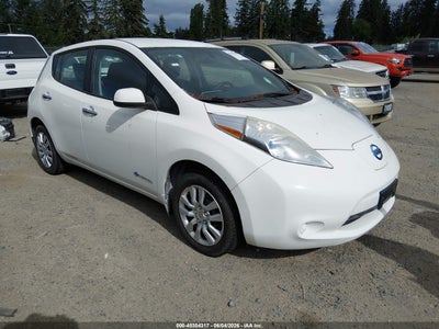 NISSAN LEAF 2013