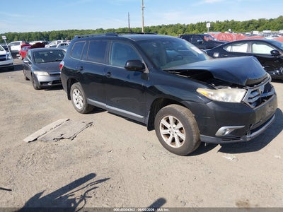 TOYOTA HIGHLANDER 2013