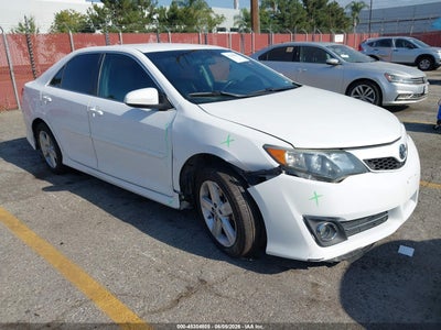 TOYOTA CAMRY 2013