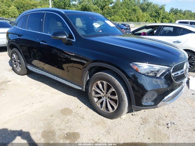MERCEDES-BENZ GLC 300 2023