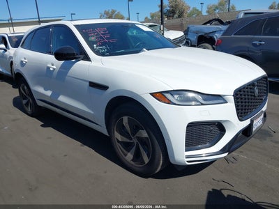 JAGUAR F-PACE 2024