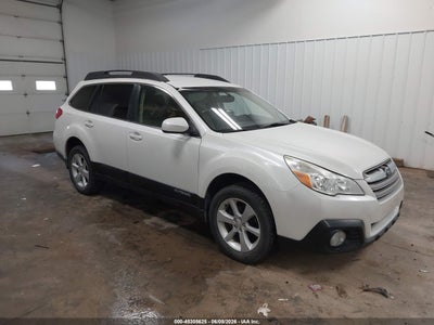 SUBARU OUTBACK 2013