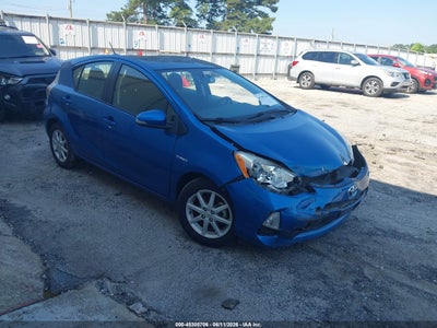 TOYOTA PRIUS C 2013