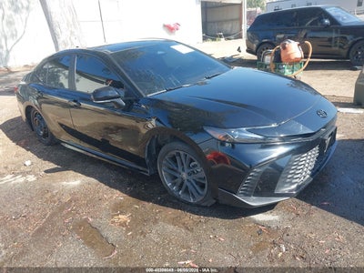 TOYOTA CAMRY 2025