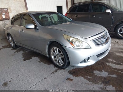 INFINITI Q40 2015