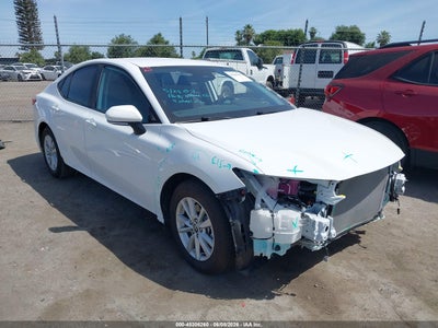 TOYOTA CAMRY 2025