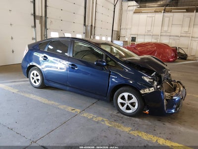 TOYOTA PRIUS 2015