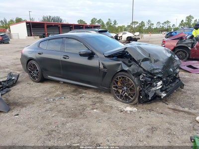 BMW M8 2024