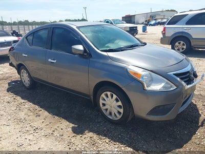 NISSAN VERSA 2018