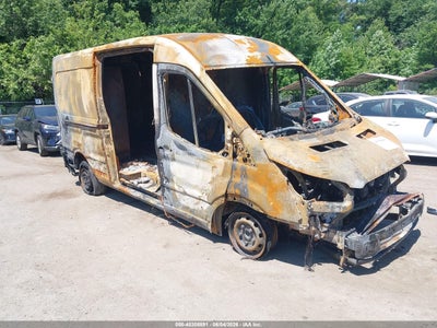 FORD TRANSIT-250 2024