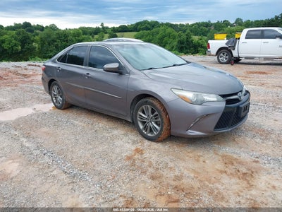 TOYOTA CAMRY 2016